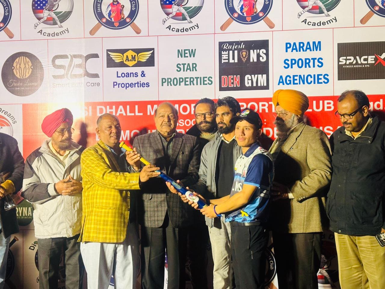 Best Fielder Award - Ashok from Mission Club Chandigarh